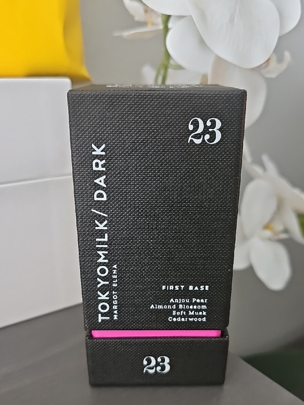 TOKYOMILK Dark First Base - Picture 2 of 6